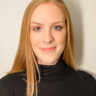 Political Science Major and Campus Vote Project Democracy Fellow Jenna Greene '22.