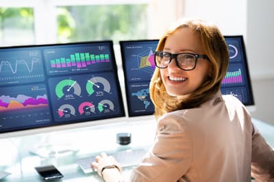 Business Analytics student